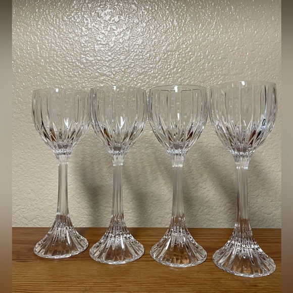 wine glass on the bottle NEW! The One Glass Novelty Wine Bottle Glass (750ml)  Guilt Free Wine